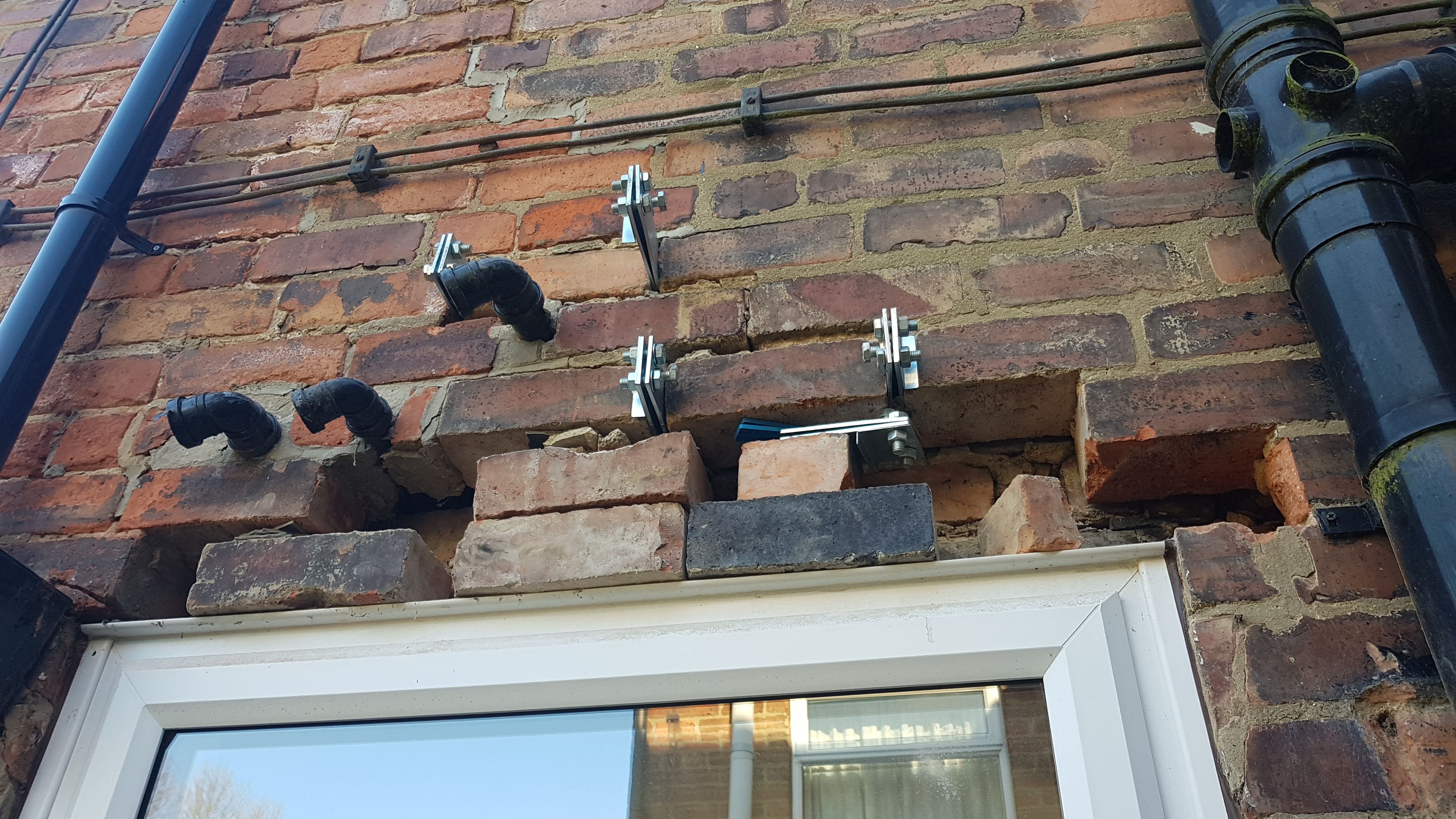 Lintel installation work